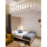 4-person Apartment, Center