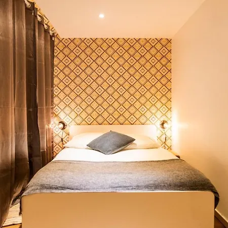 4-person Apartment, Center Apartment *