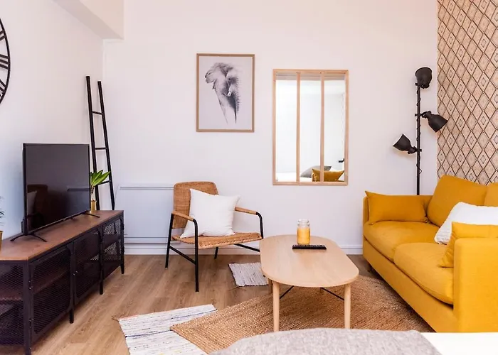 4-person Apartment, Center Caen